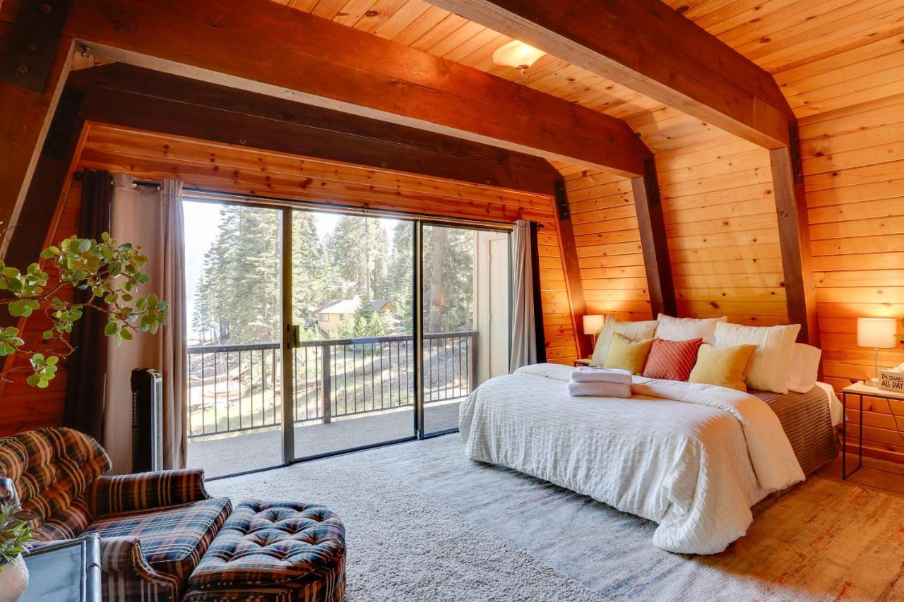 Westwood Lakefront Cabin With Hot Tub And Boat Dock! Exterior photo