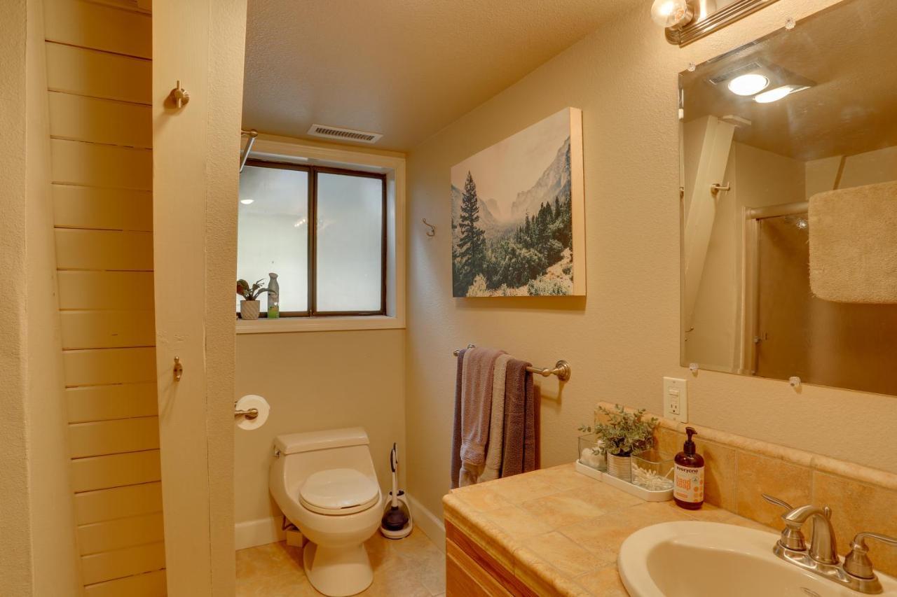 Westwood Lakefront Cabin With Hot Tub And Boat Dock! Exterior photo